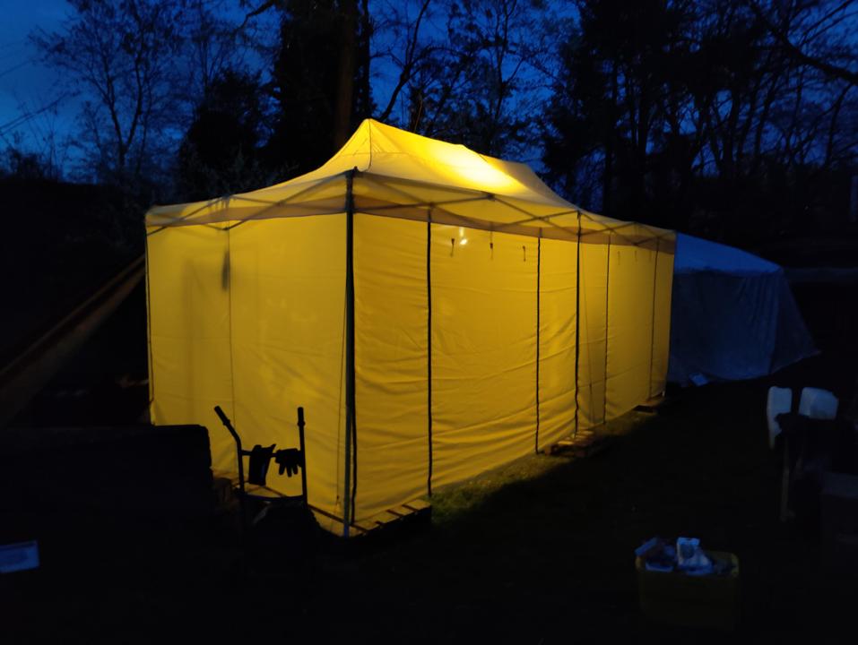 Werkstattpavillon von schraeg-links-vorne.