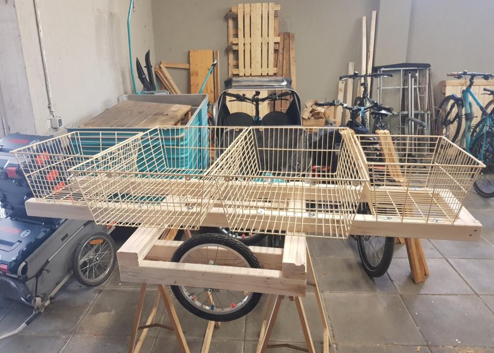 Der Velo botanique-Anhaenger grob fertig.