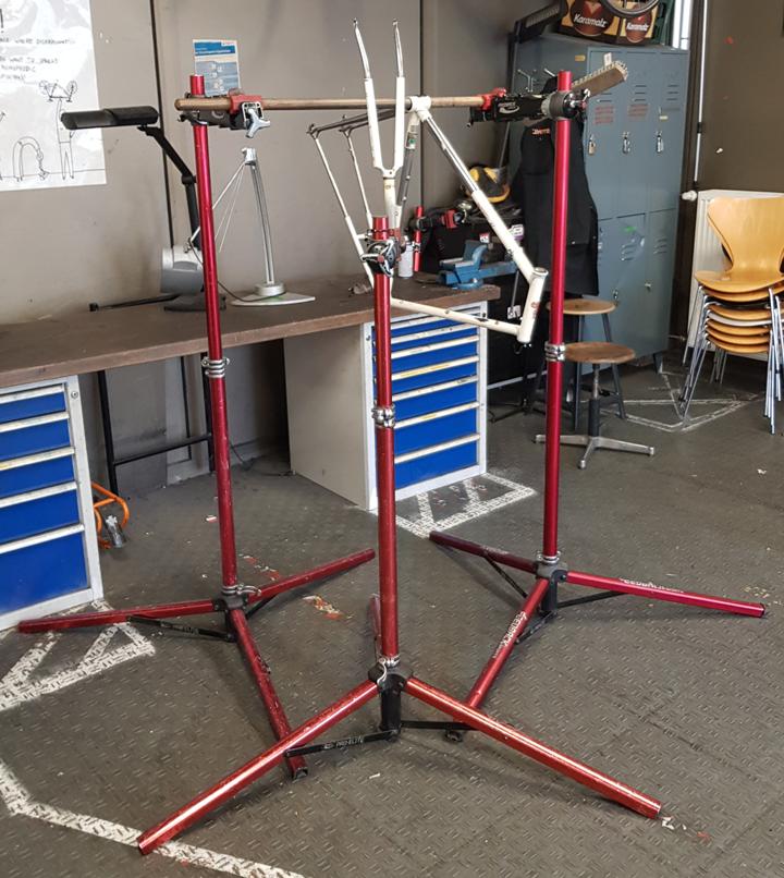 Teile im zwanzig° beim Trocknen