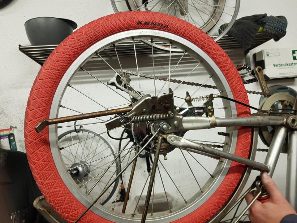Bremse eingebaut und fertig eingestellt.